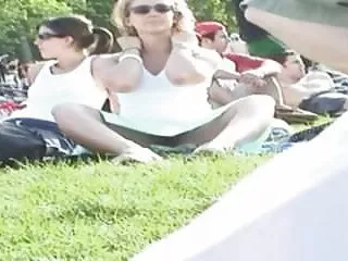 Procace naturale risveglia la sesso belle ragazze sua ragazza con un bel pompino (Spagnolo)