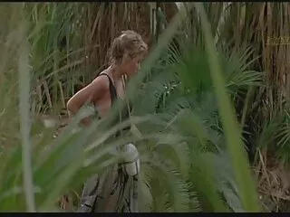 Vuole video belle ragazze nude che suo fratello la divori nel culo .